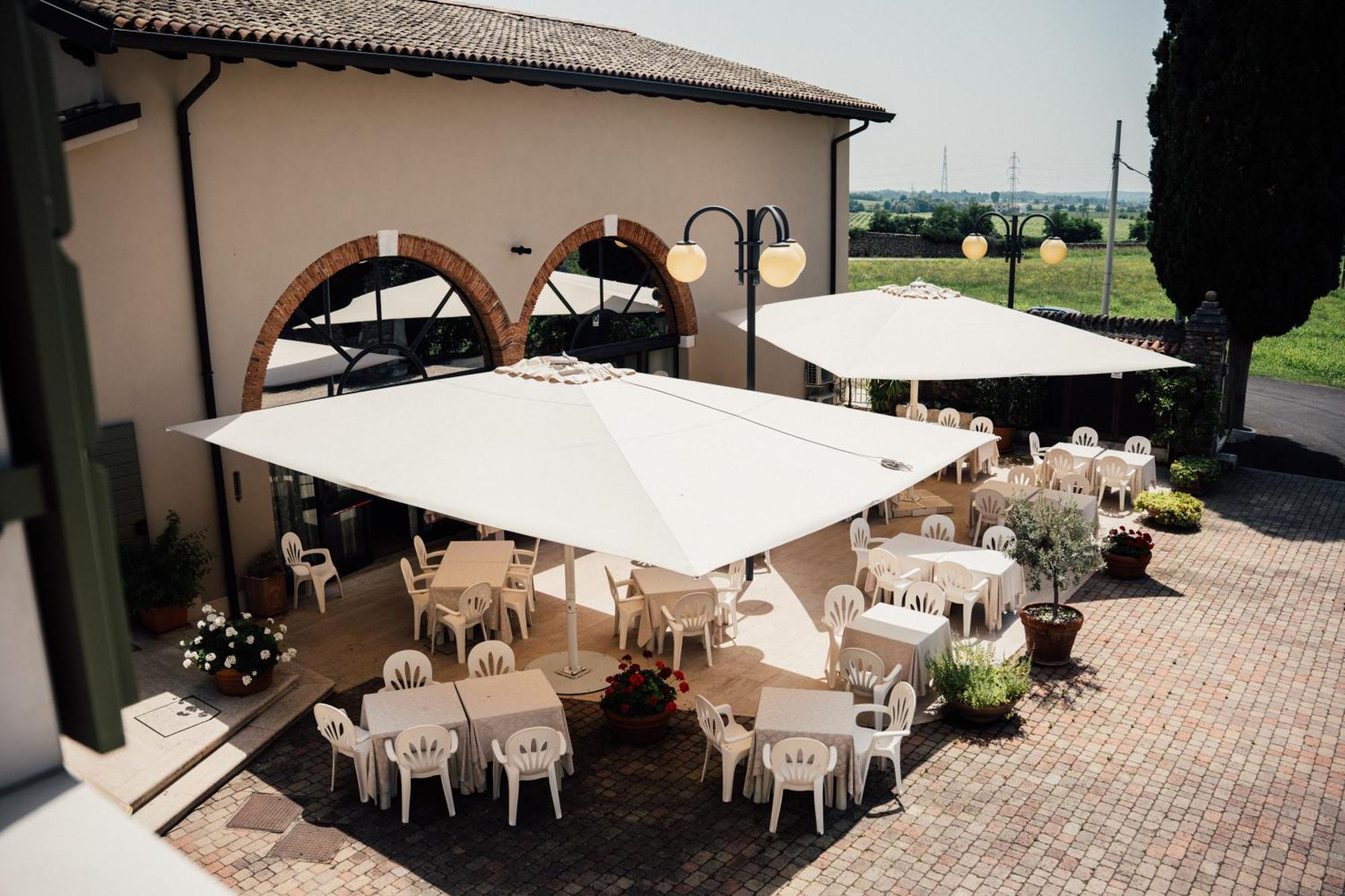 Albergo La Meridiana Castelnuovo del Garda Buitenkant foto